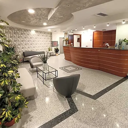 Angeli Hotel apartamentowy 3*