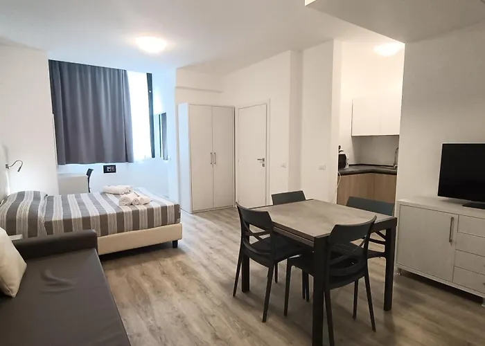 Angeli 3* Римини