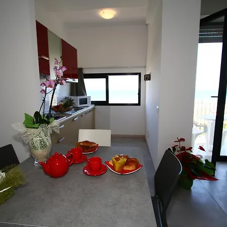 Angeli Aparthotel 3*