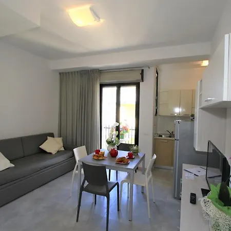 Angeli Apartmanhotel 3*